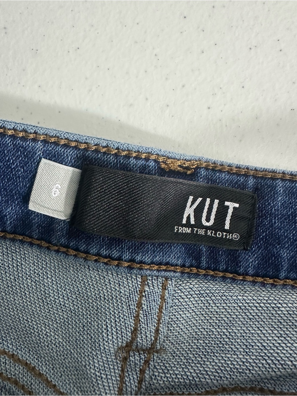 Kut from the Kloth Sz 6 Kelsey Fab Ab Ankle Flare Jeans High Rise Raw Hem Denim - Picture 8 of 13